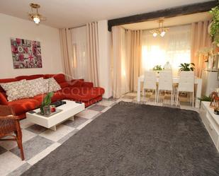 Living room of Flat for sale in Parla  with Air Conditioner, Heating and Terrace