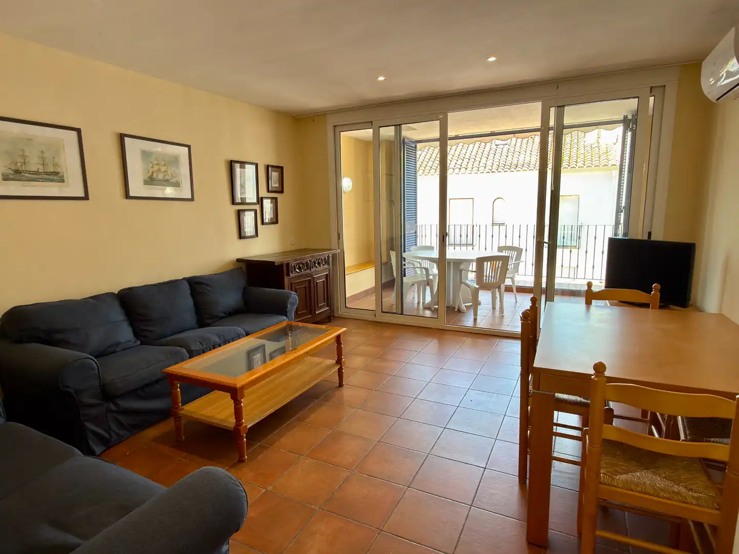 Wohnzimmer von Maisonette zum Verkauf in Palafrugell mit Klimaanlage, Terrasse und Balkon