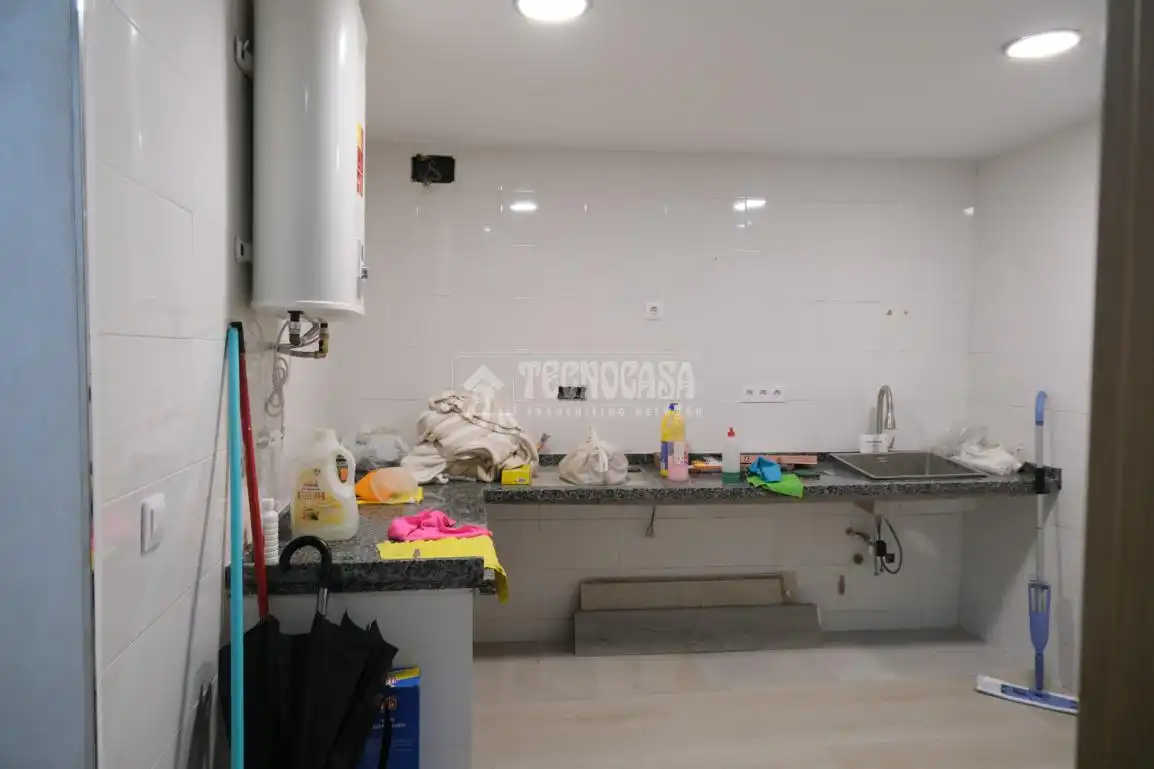 Cocina de Casa adosada en venta en Sevilla con Alarma