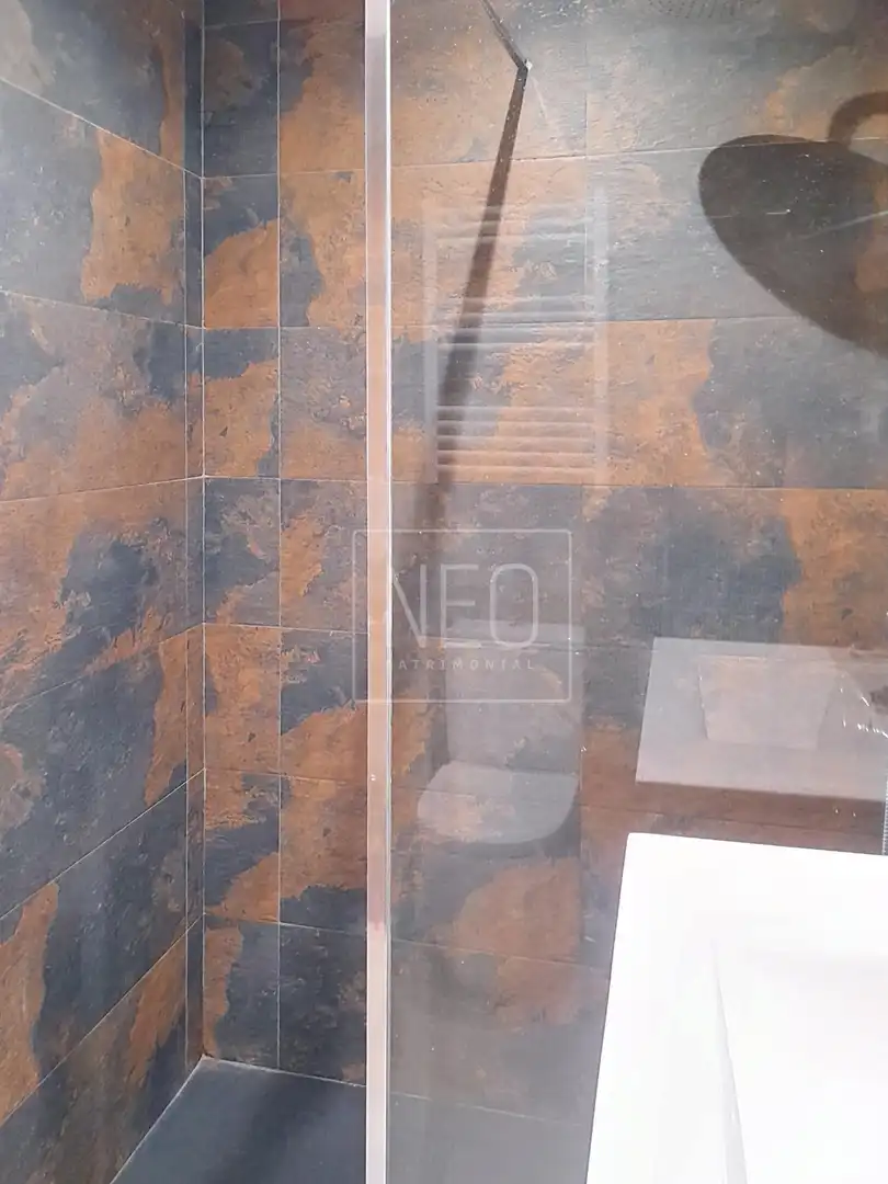 Baño de Planta baja en venta en Madrid con Aire acondicionado, Calefacción y Trastero