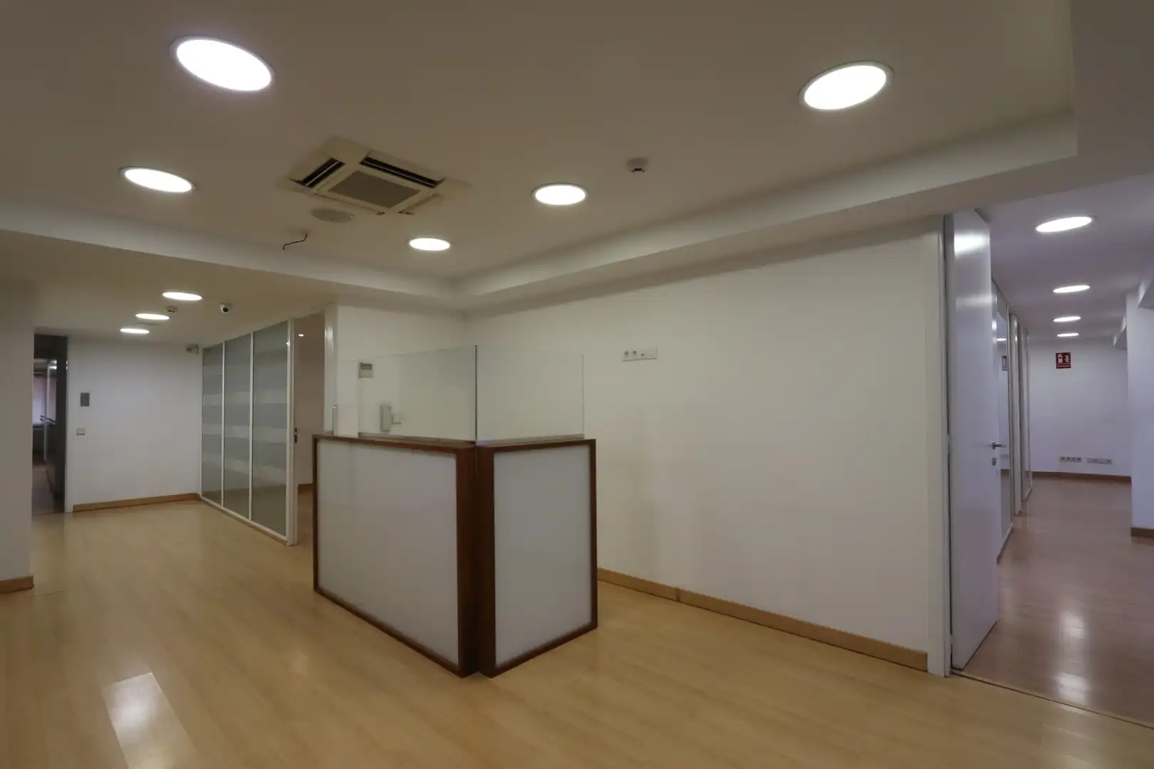 Oficina de alquiler en  Madrid Capital con Aire acondicionado, Calefacción y Trastero