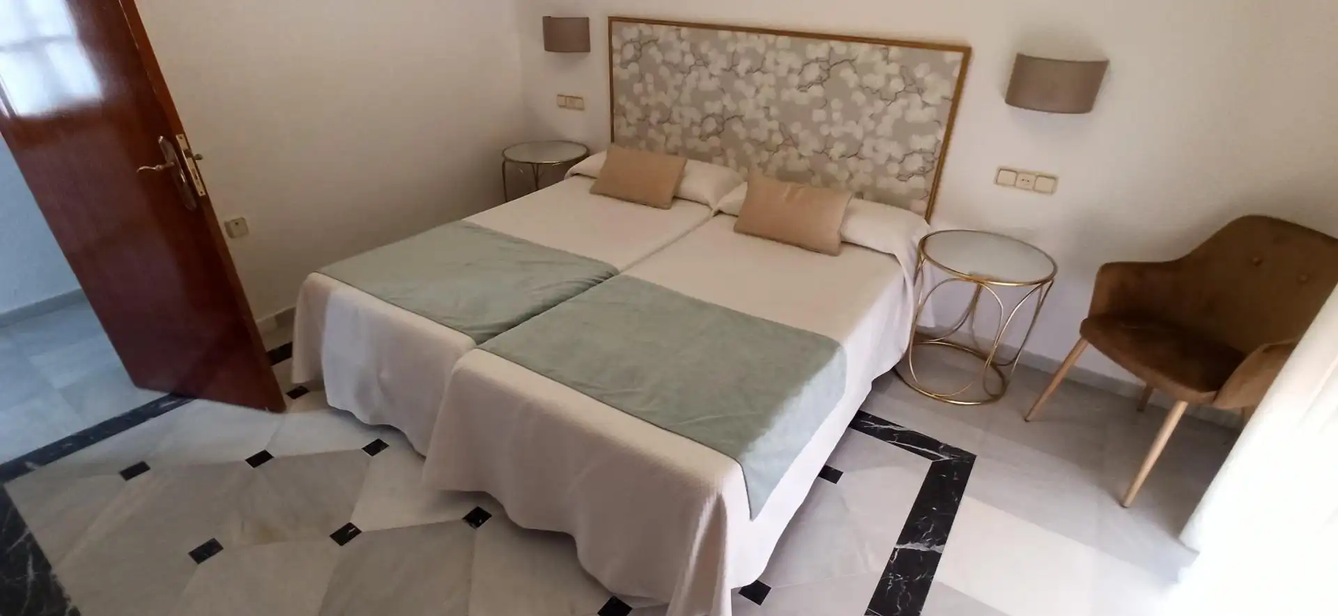 Habitación de Edificio en venta en Arcos de la Frontera
