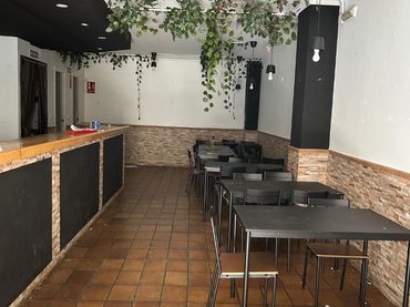 Local comercial en venda a Calle del Pintor Miguel Ayala