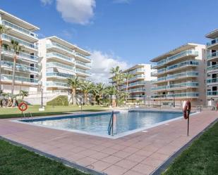 Piscina de Apartament en venda en Salou amb Aire condicionat, Calefacció i Terrassa