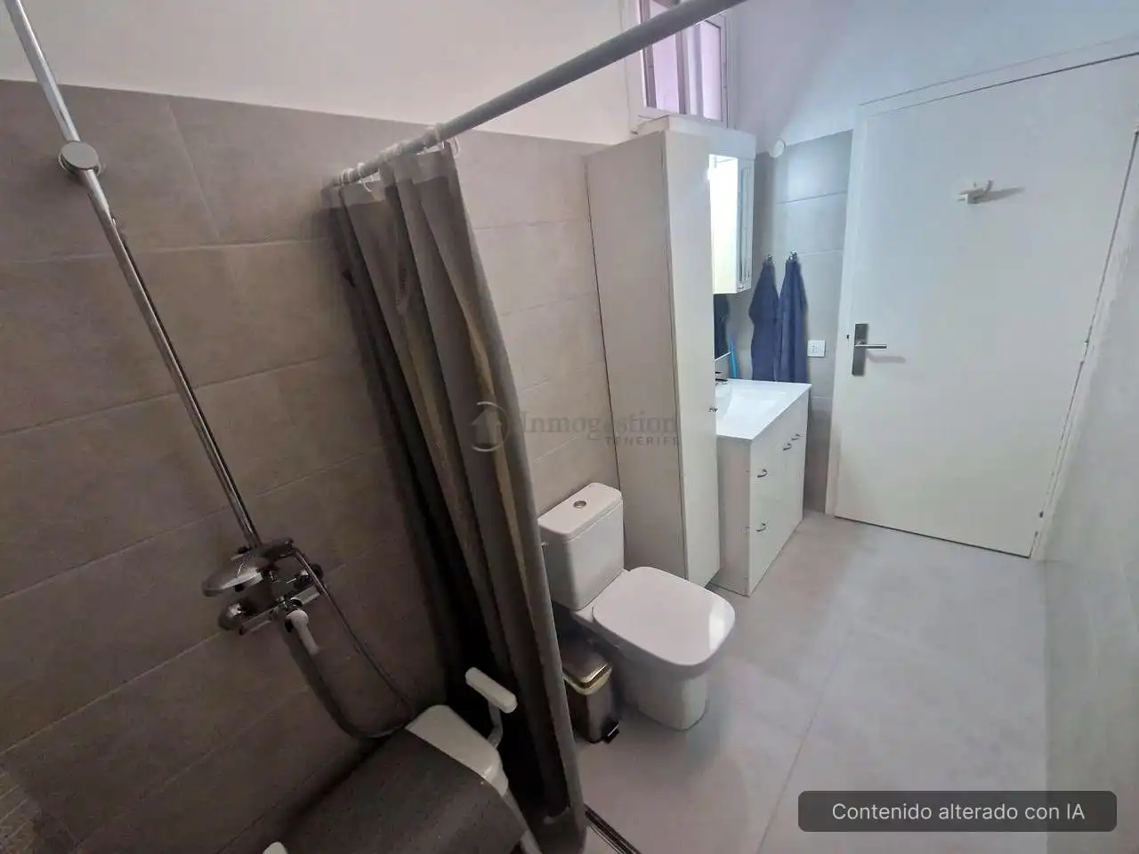 Baño de Planta baja de alquiler en Arona con Aire acondicionado, Terraza y Amueblado