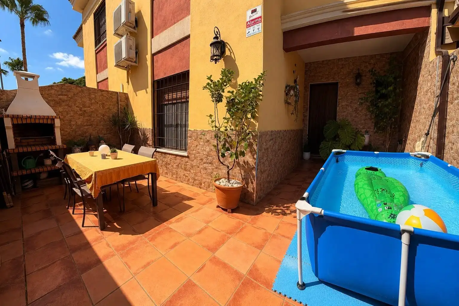 Terrassa de Casa o xalet en venda en Mairena del Alcor amb Aire condicionat, Terrassa i Traster