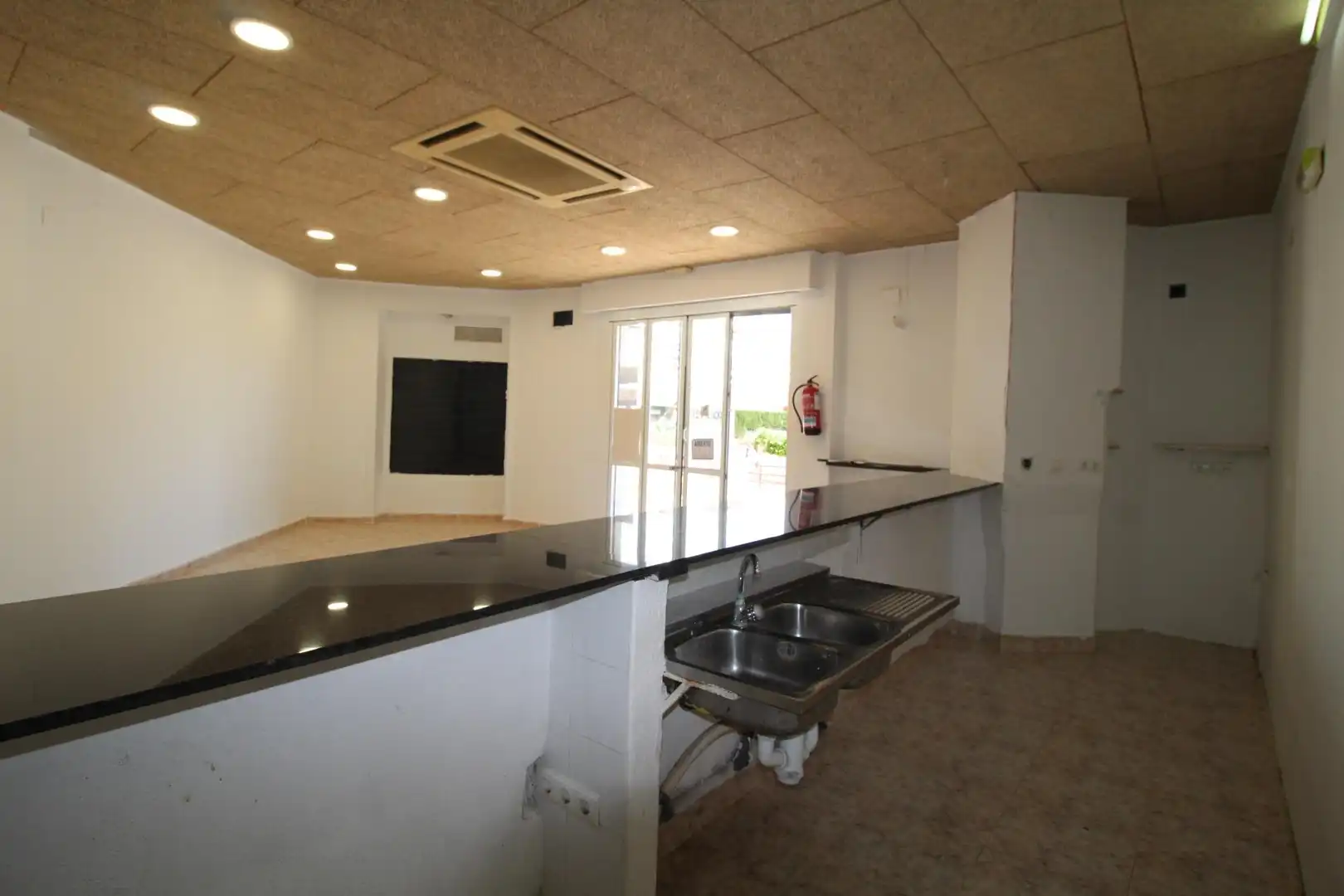 Kitchen of Commercial properties for rent in Oropesa del Mar / Orpesa  with Terrace