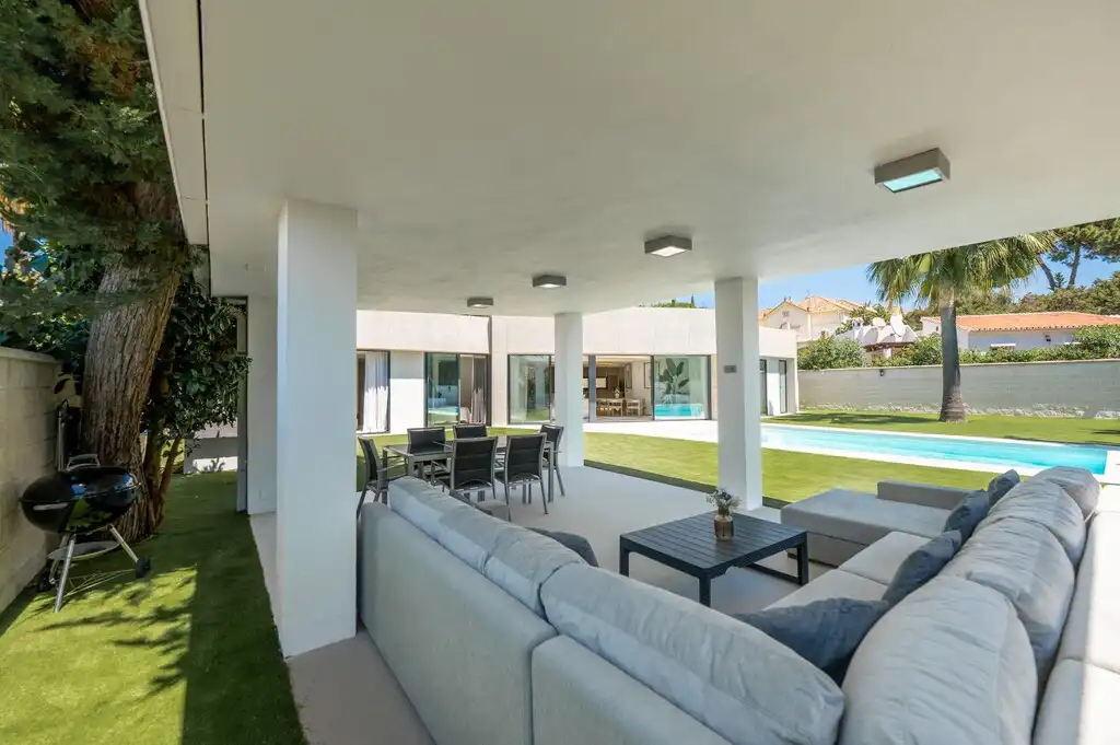 Terraza de Casa o chalet en venta en Marbella con Aire acondicionado, Calefacción y Jardín privado