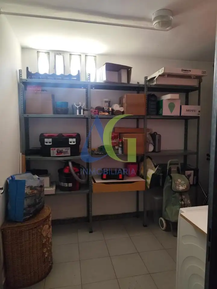 Casa o xalet en venda en Villaquilambre amb Calefacció, Jardí privat i Parquet