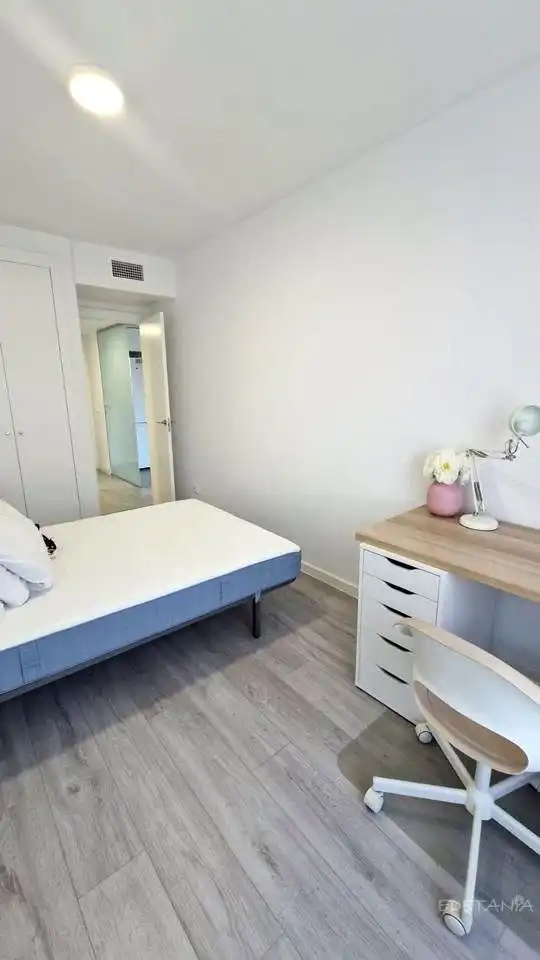 Bedroom of Flat for rent in Alfara del Patriarca  with Air Conditioner, Terrace and Furnished