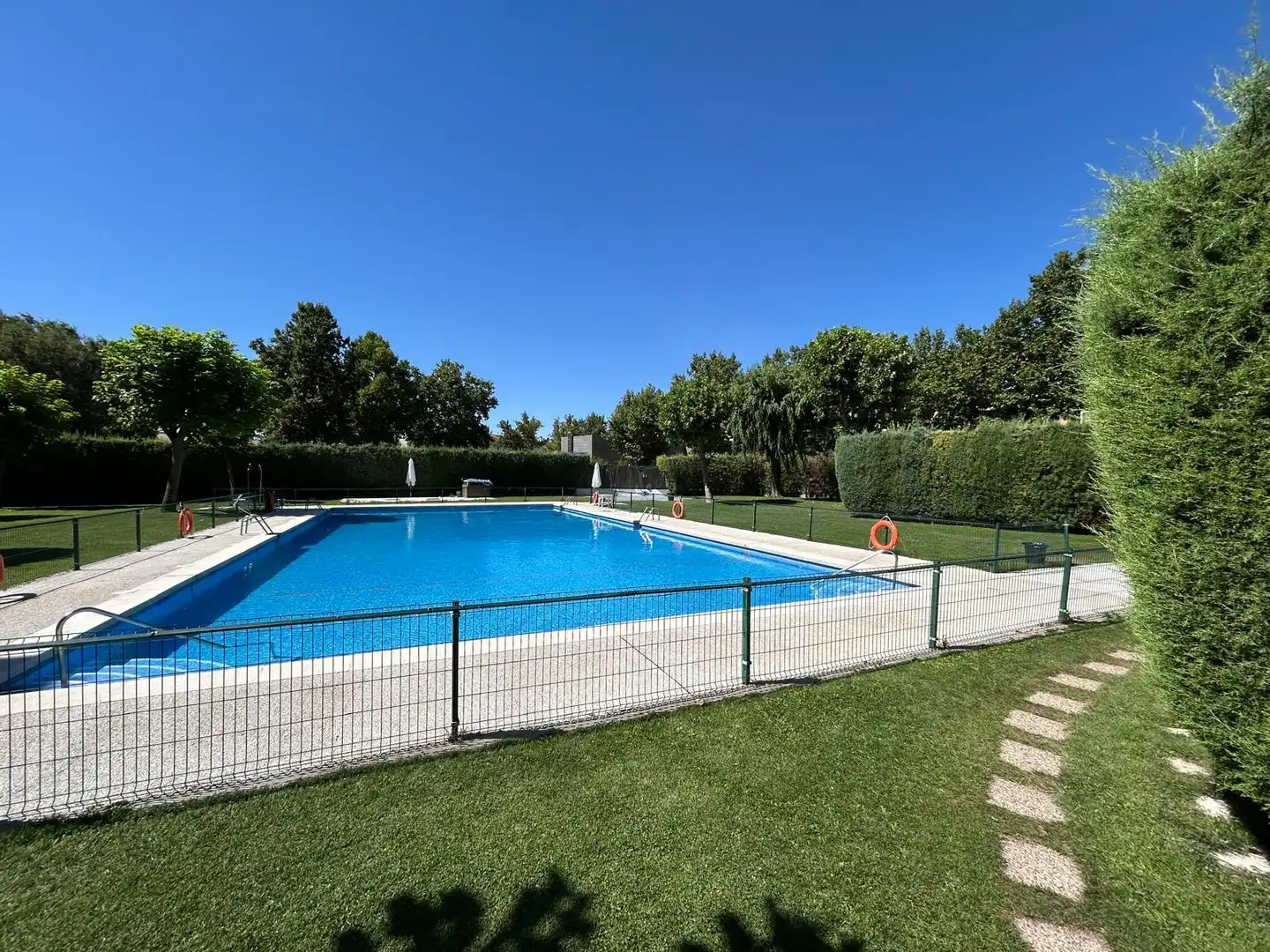 Piscina de Pis en venda en Ciempozuelos amb Aire condicionat, Calefacció i Terrassa