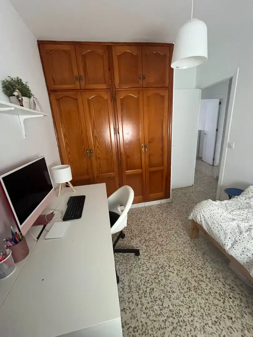 Dormitori de Pis en venda en La Línea de la Concepción amb Moblat