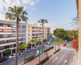 Exterior view of Flat to rent in Jerez de la Frontera  with Air Conditioner and Storage room