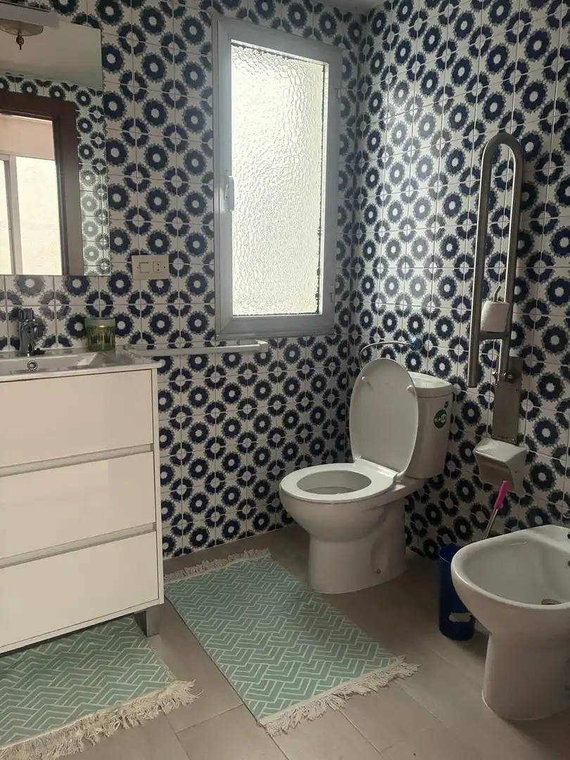 Bathroom of Flat for rent in Ponferrada  with Heating and Terrace