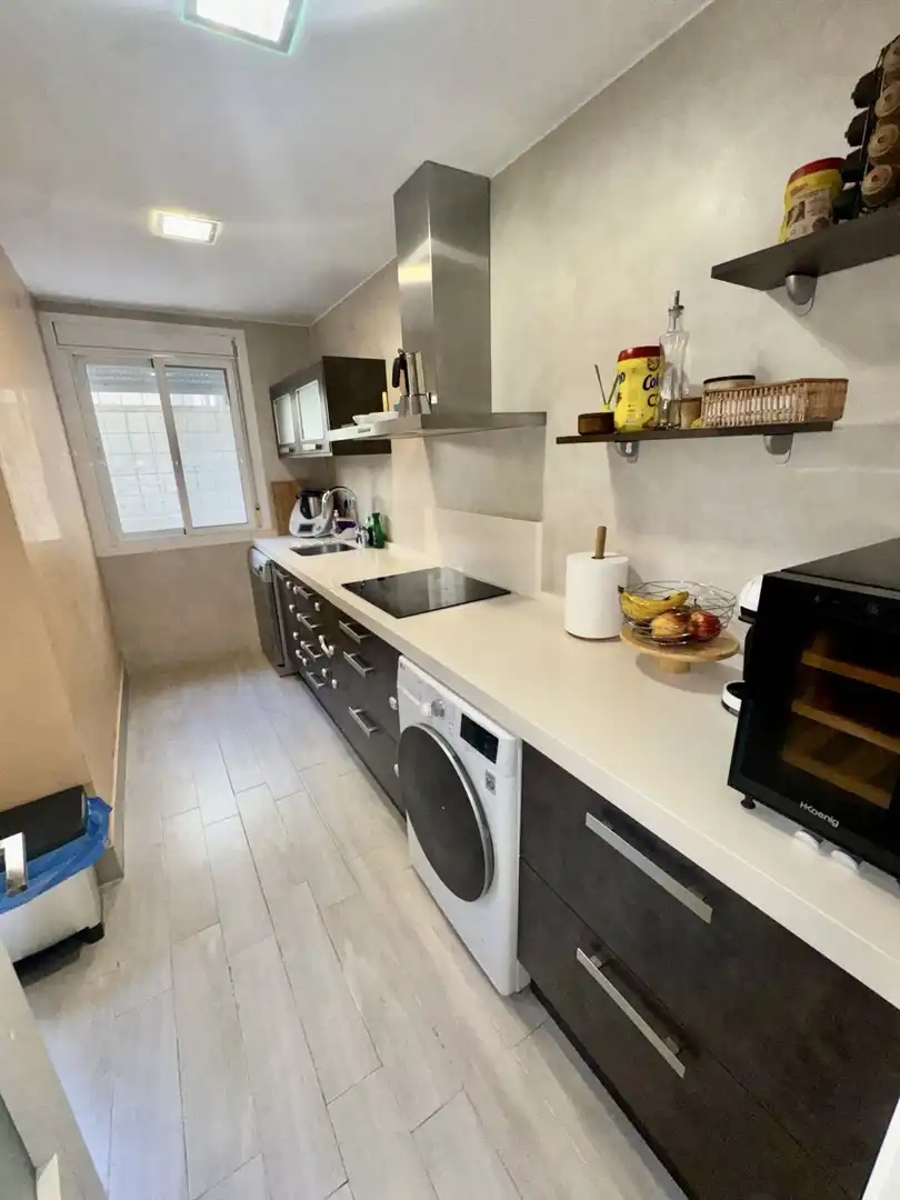 Cocina de Piso en venta en Tomares con Aire acondicionado, Calefacción y Piscina comunitaria