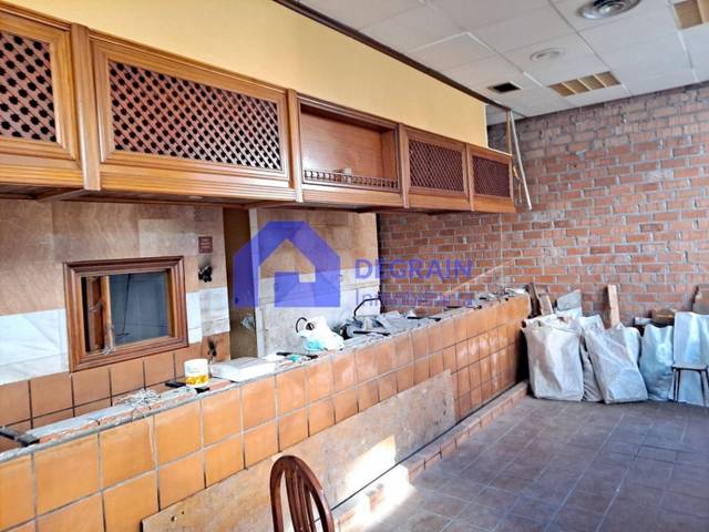 Local comercial en Alquiler en Oviedo - Joaquín Costa en Teatinos - Los Prados