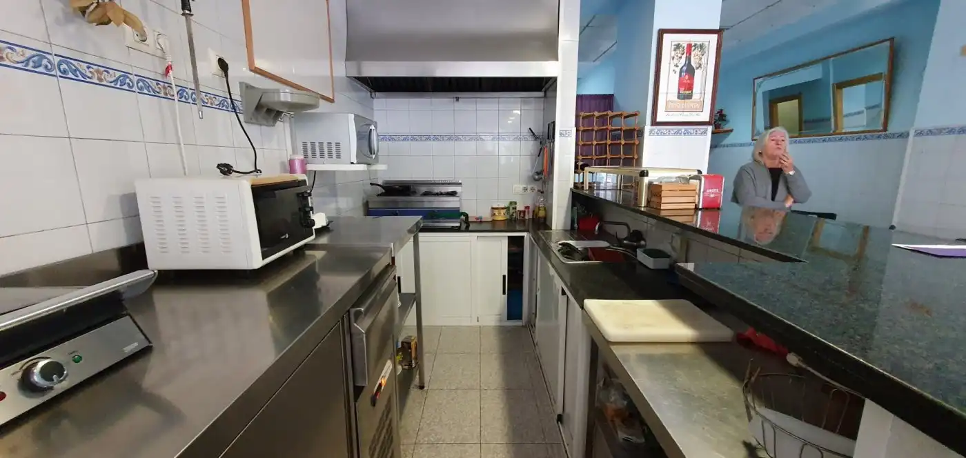 Küche von Geschaftsraum zur Miete in Cullera mit Terrasse