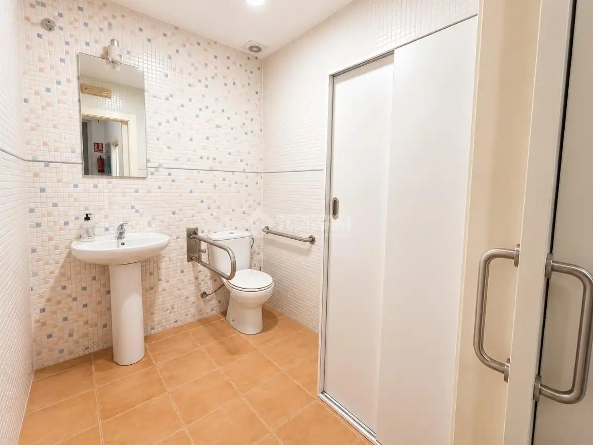 Business premises to rent in Carretera de Cádiz, imagen 6