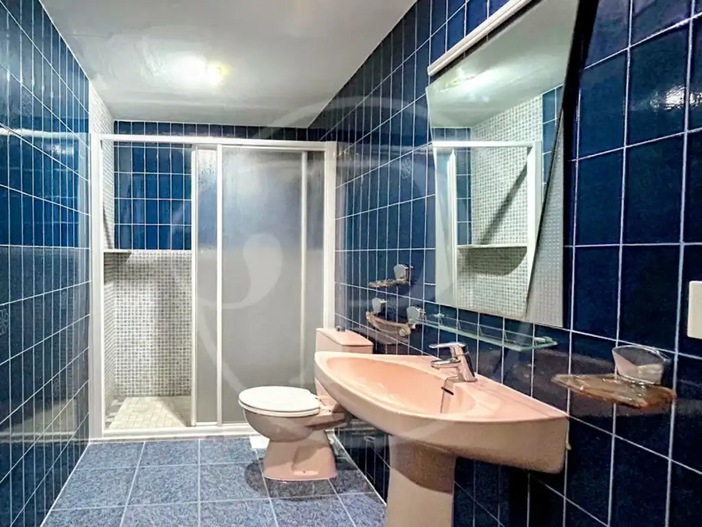 Bany de Apartament en venda en Torrent amb Aire condicionat i Balcó