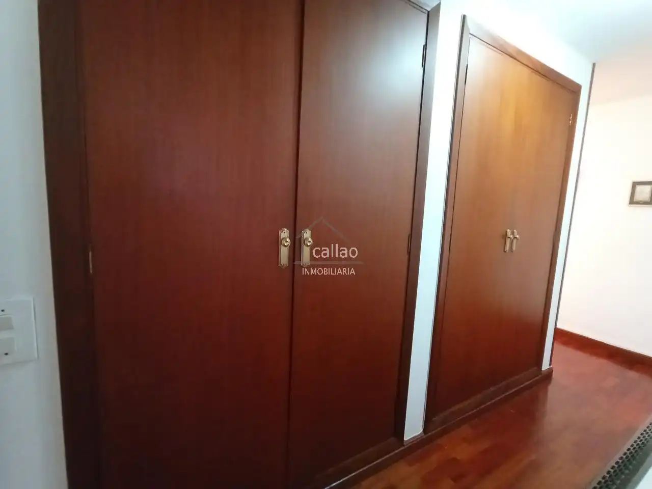 Habitación de Piso de alquiler en Ferrol con Calefacción y Amueblado