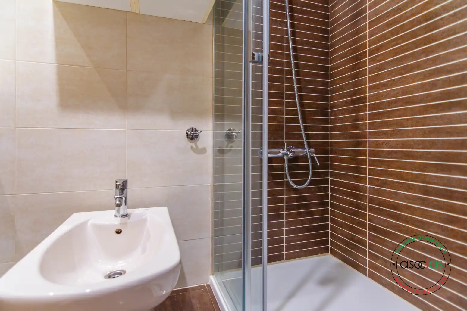Bathroom of Flat for sale in Siero  with Heating, Terrace and Storage room