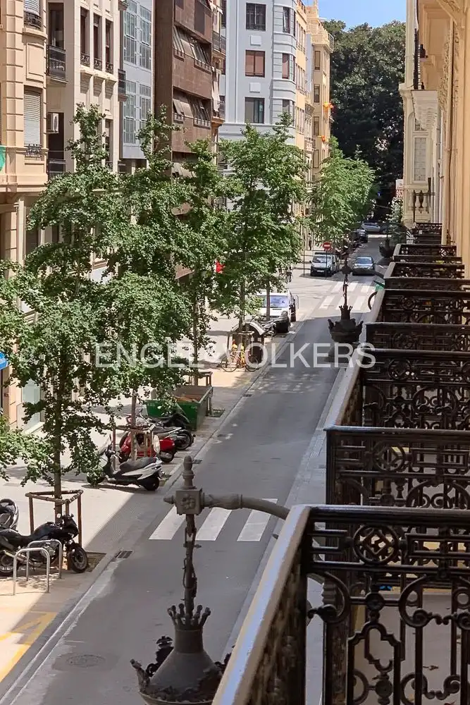 Pis amb terrassa de lloguer a L'Eixample, imagen 19