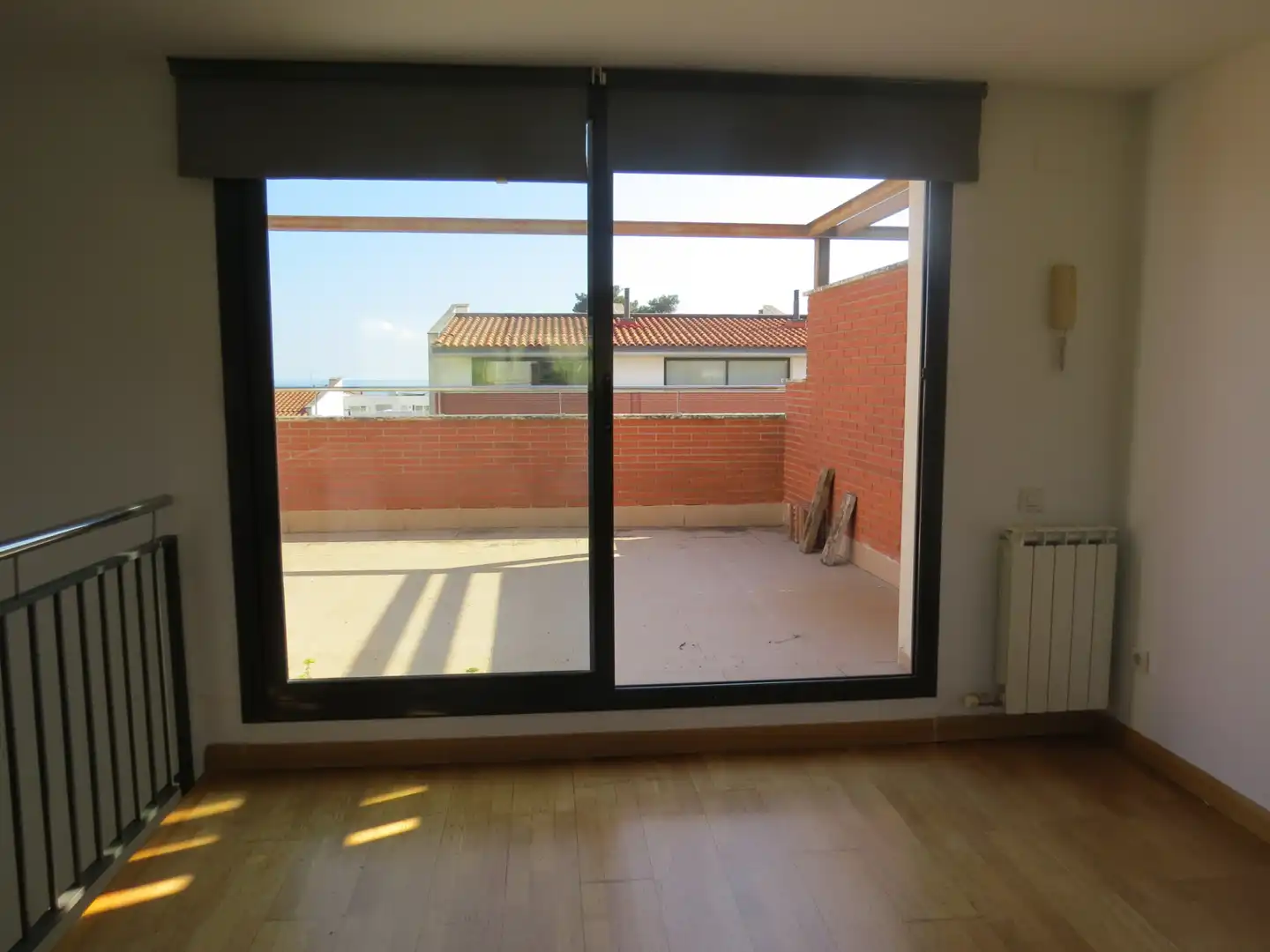 Schlafzimmer von Einfamilien-Reihenhaus zum Verkauf in Sant Andreu de Llavaneres mit Klimaanlage, Heizung und Parkett
