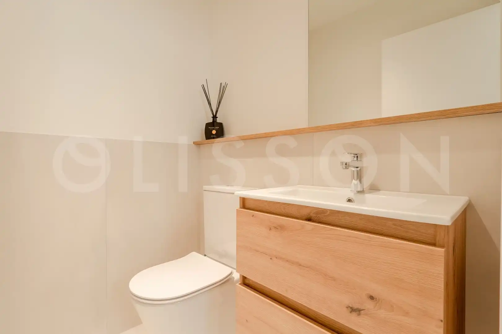 Bathroom of Houses for sale in Madrid  with Air Conditioner, Heating and Private garden