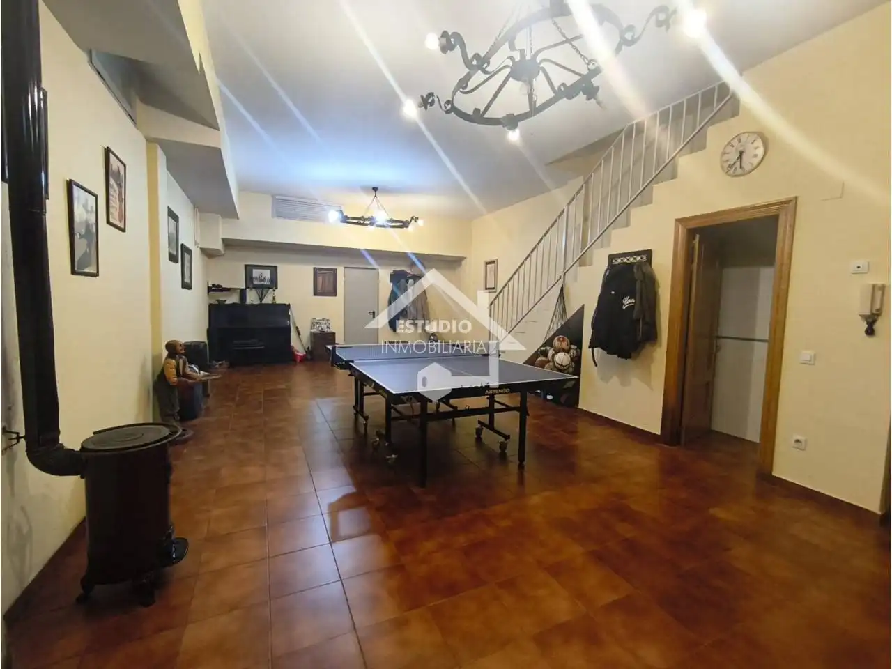 Adossat amb piscina en venda a Avenida Burgos, imagen 17