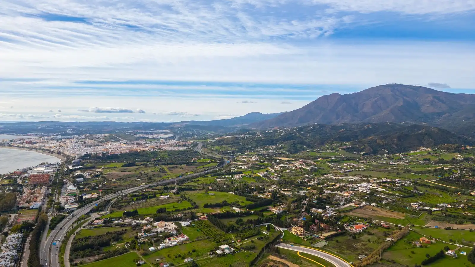 Vista exterior de Apartamento en venta en Estepona con Aire acondicionado, Terraza y Amueblado