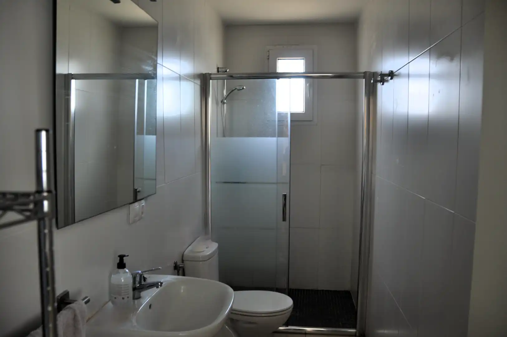 Baño de Casa o chalet en venta en Garriguella con Aire acondicionado, Calefacción y Jardín privado