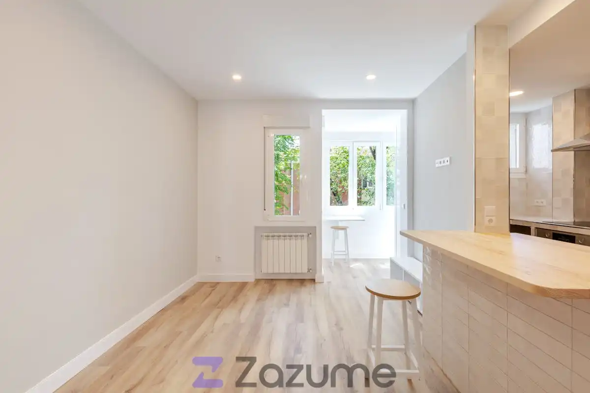 Habitación de Piso de alquiler en  Madrid Capital con Aire acondicionado, Calefacción y Parquet