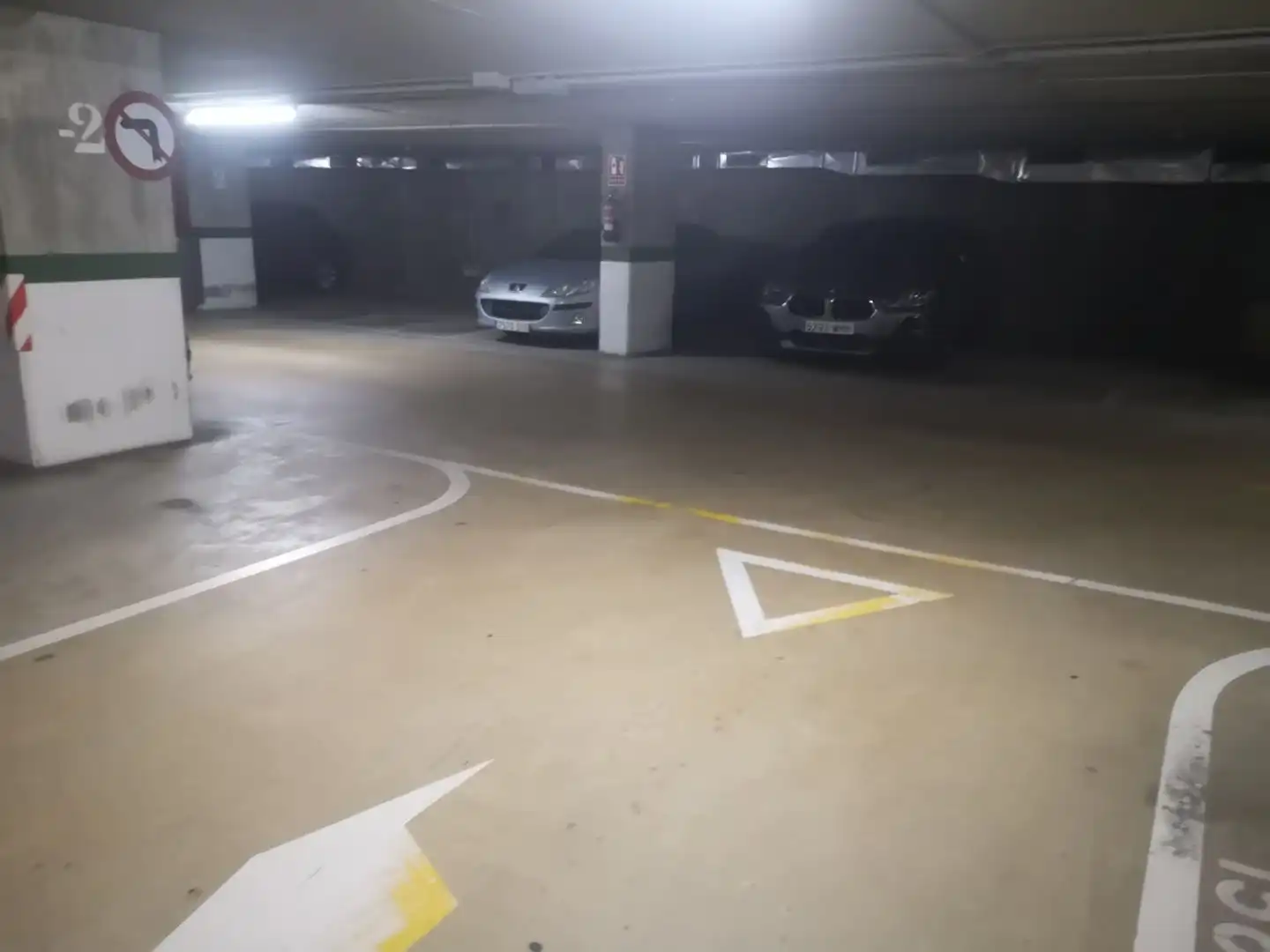 Parking of Garage for rent in Barcelona  with Alarm