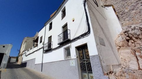 Foto 2 de Casa adosada en venta en Martos, Jaén