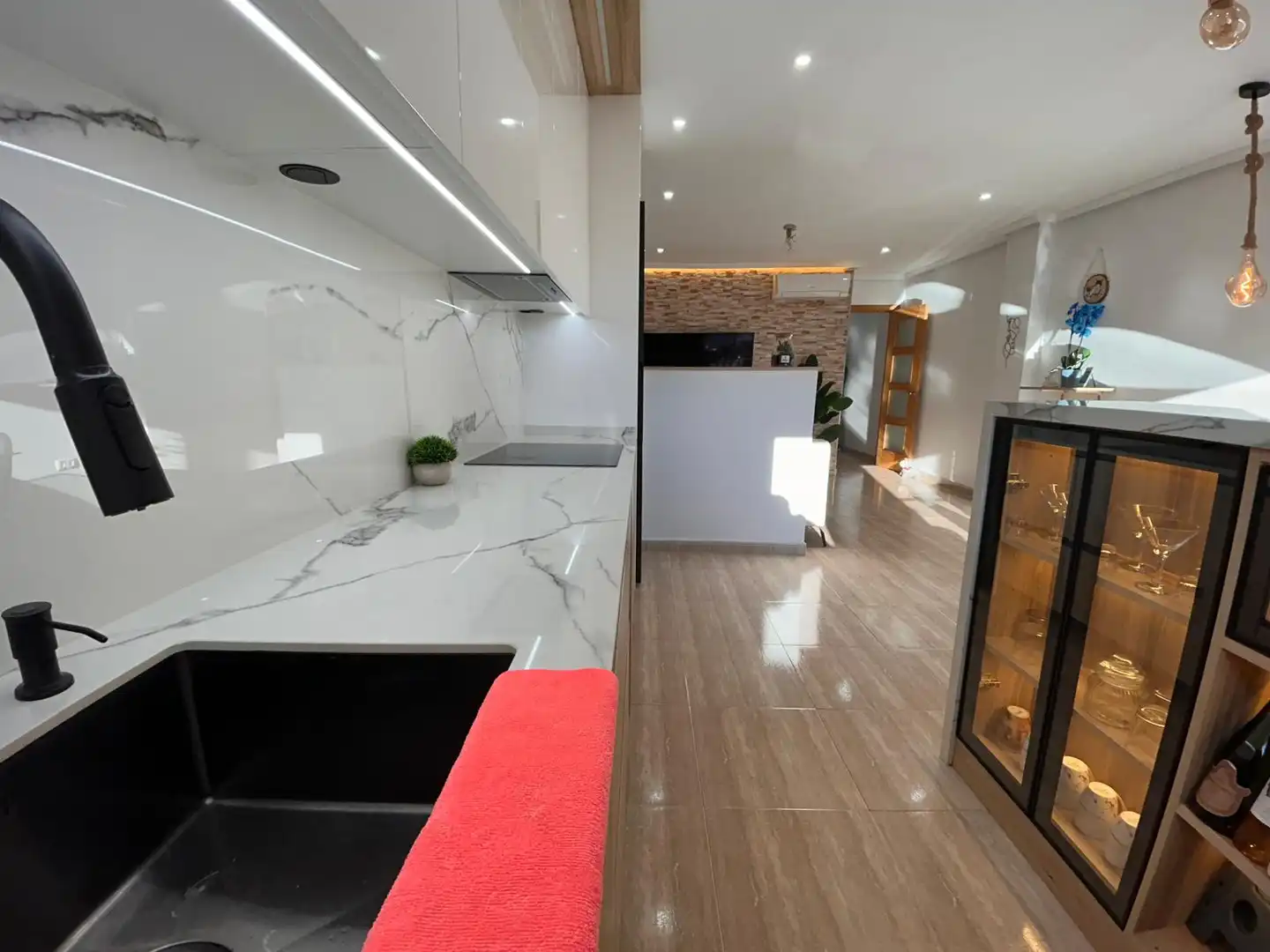 Kitchen of Flat for sale in Dolores  with Air Conditioner, Terrace and Furnished