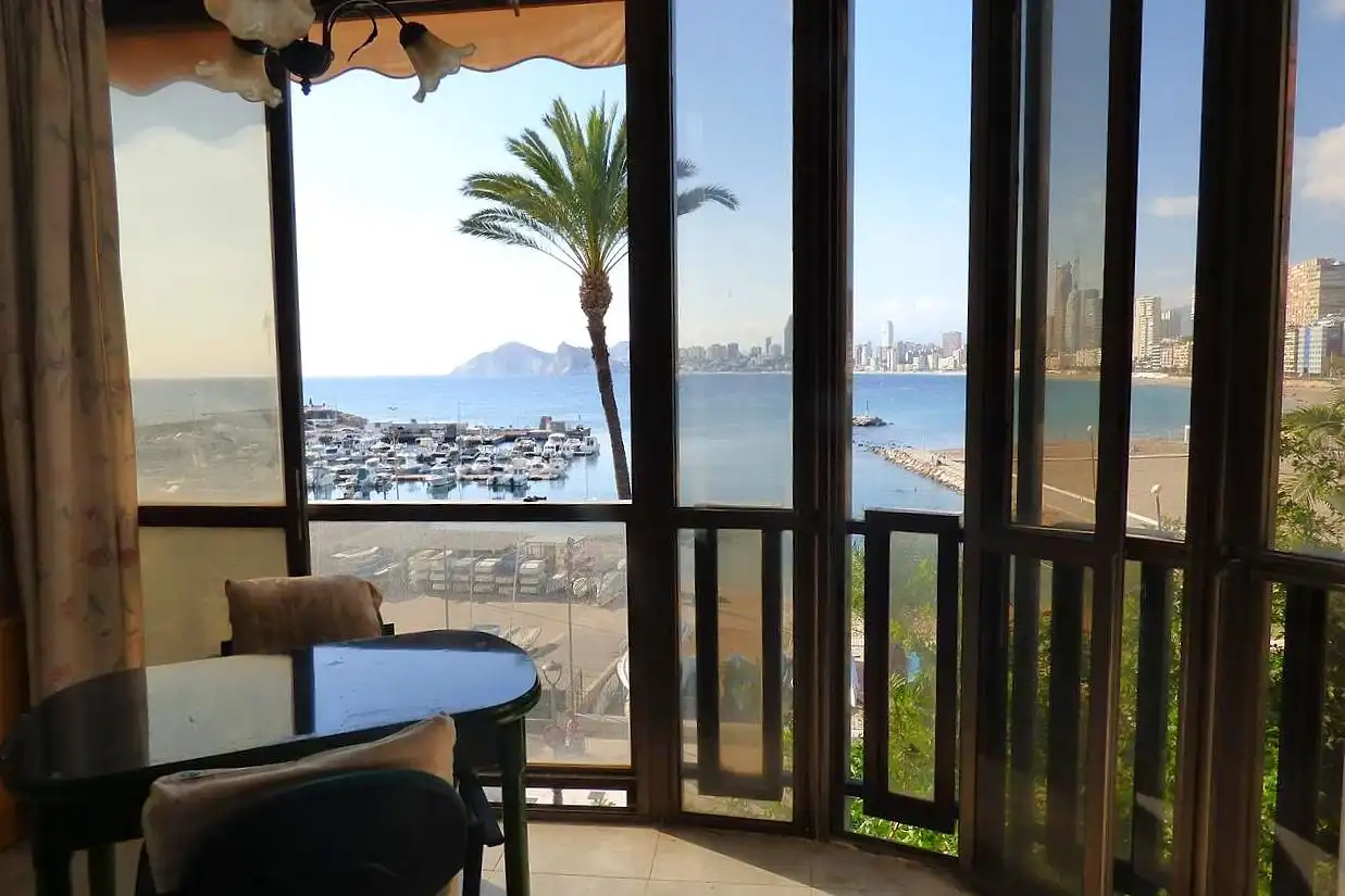 Schlafzimmer von Maisonette zum Verkauf in Benidorm mit Klimaanlage, Terrasse und Möbliert