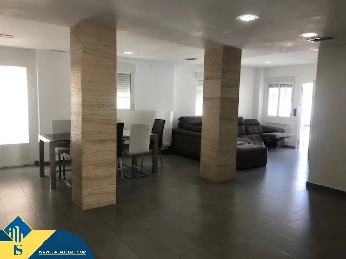 Haus oder Chalet zur Miete in Torrevieja mit Klimaanlage, Terrasse und Schwimmbad
