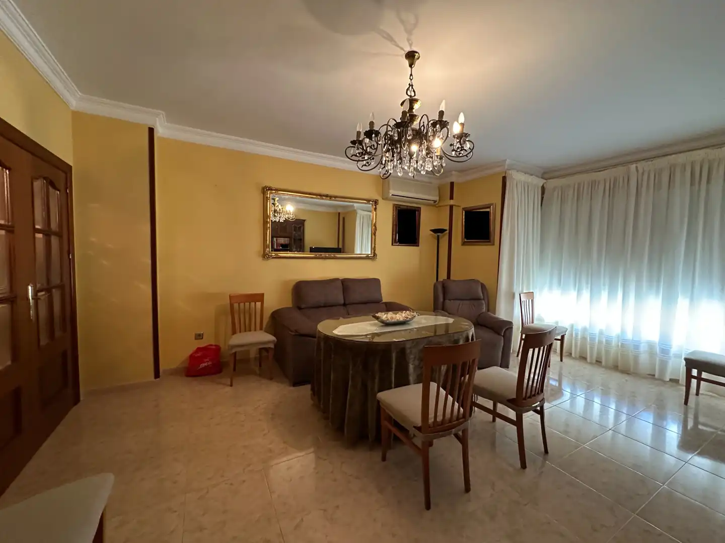 Sala d'estar de Pis en venda en Úbeda amb Aire condicionat, Calefacció i Terrassa