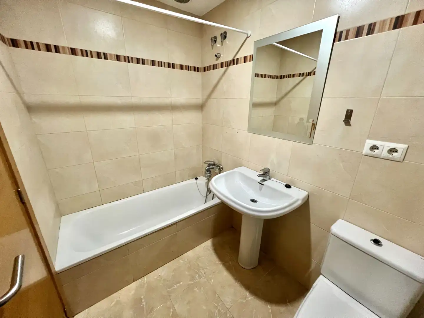 Baño de Dúplex en venta en Chiva con Terraza