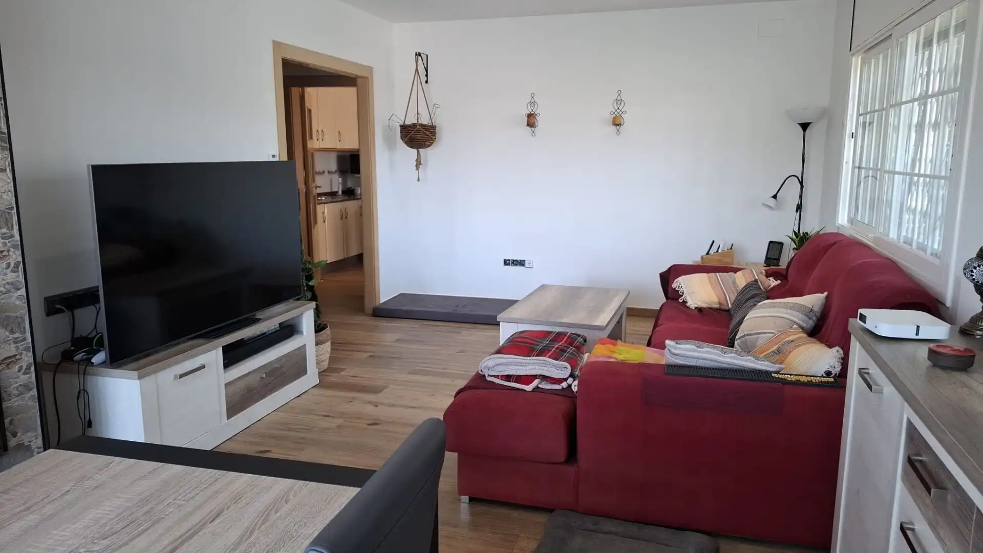 Sala de estar de Casa o chalet en venta en Vallirana con Aire acondicionado, Calefacción y Terraza