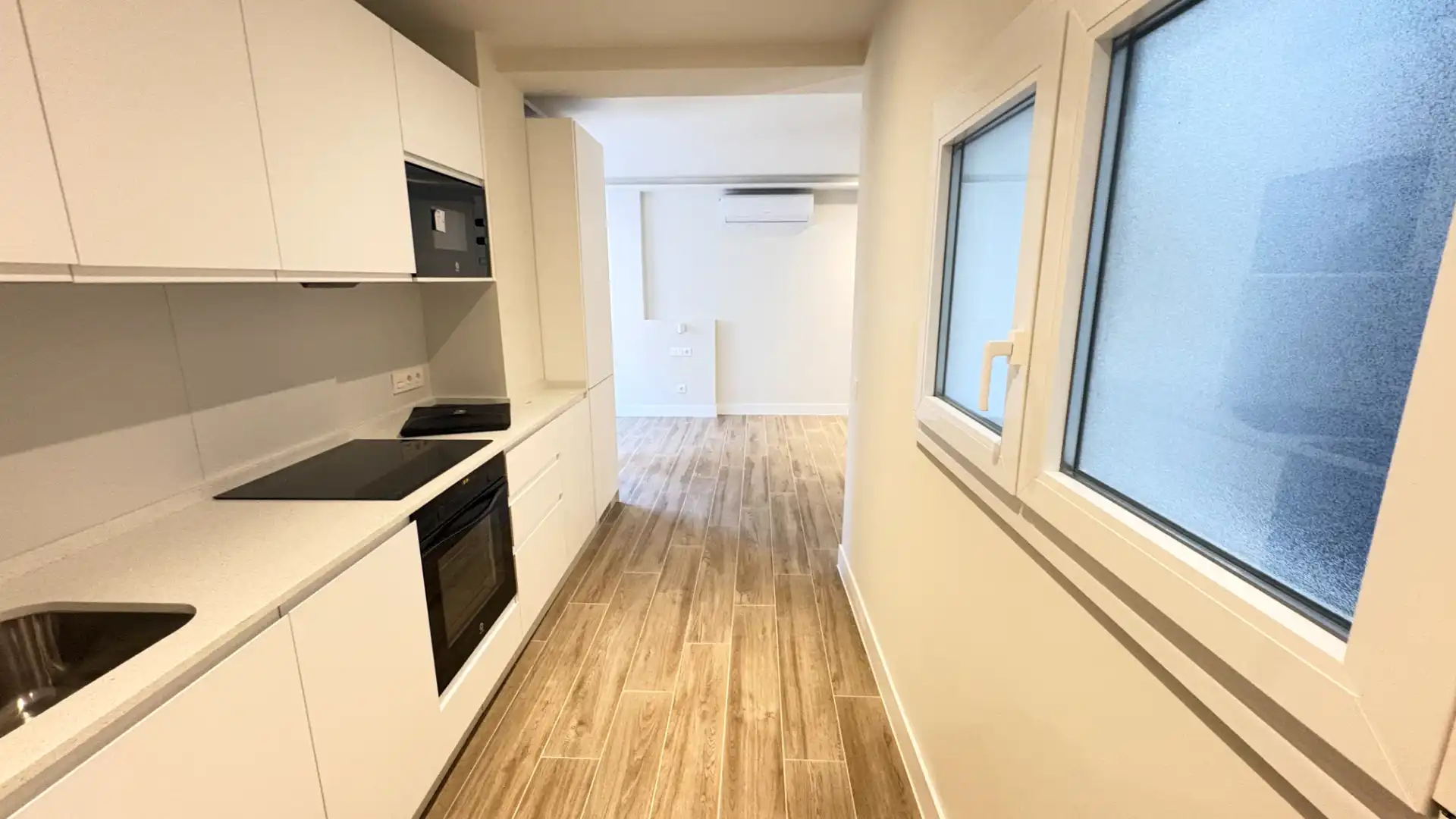 Kitchen of Study for sale in Málaga  with Air Conditioner, Heating and Oven