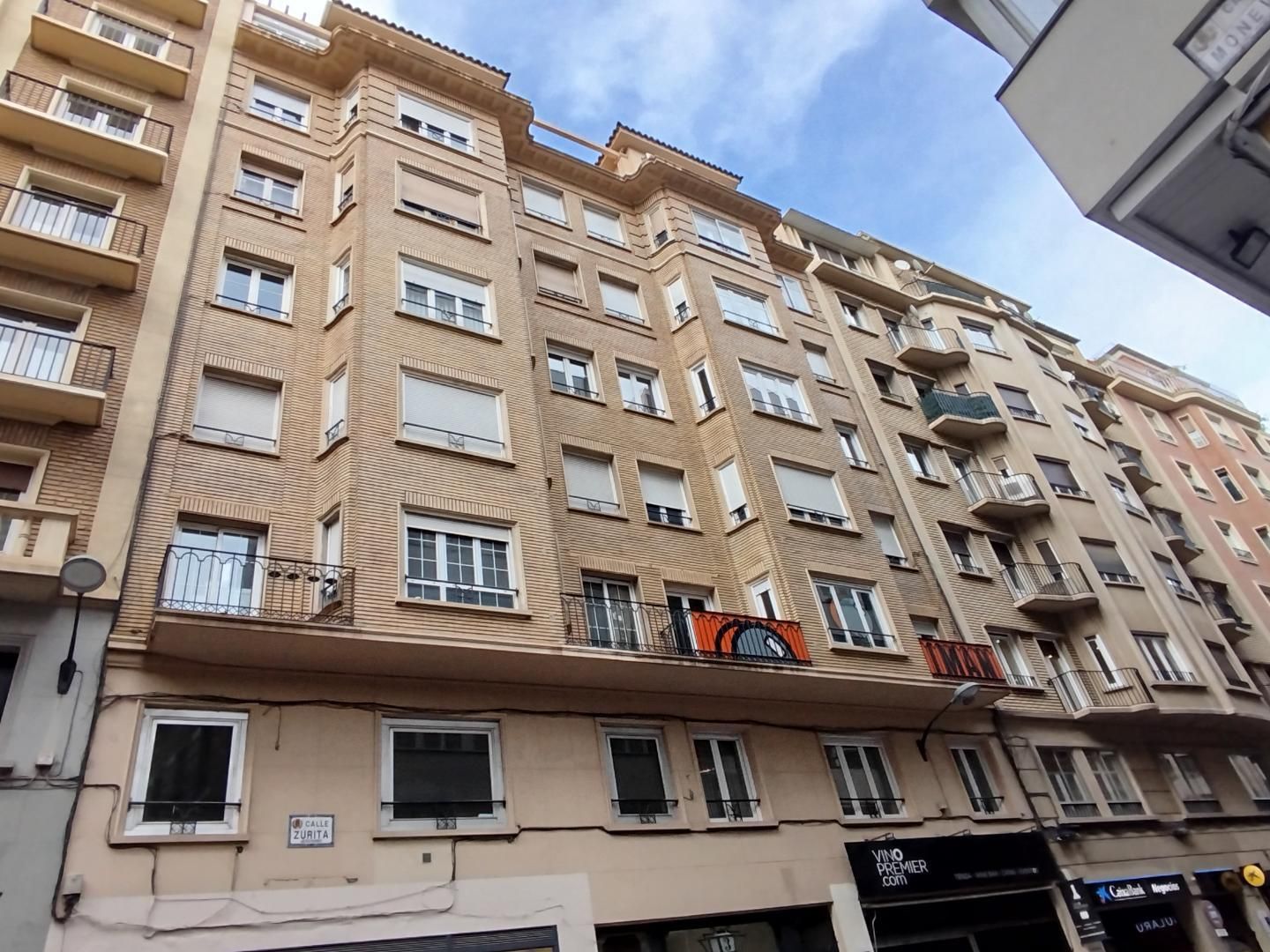 Vista exterior de Pis en venda en  Zaragoza Capital amb Terrassa i Traster