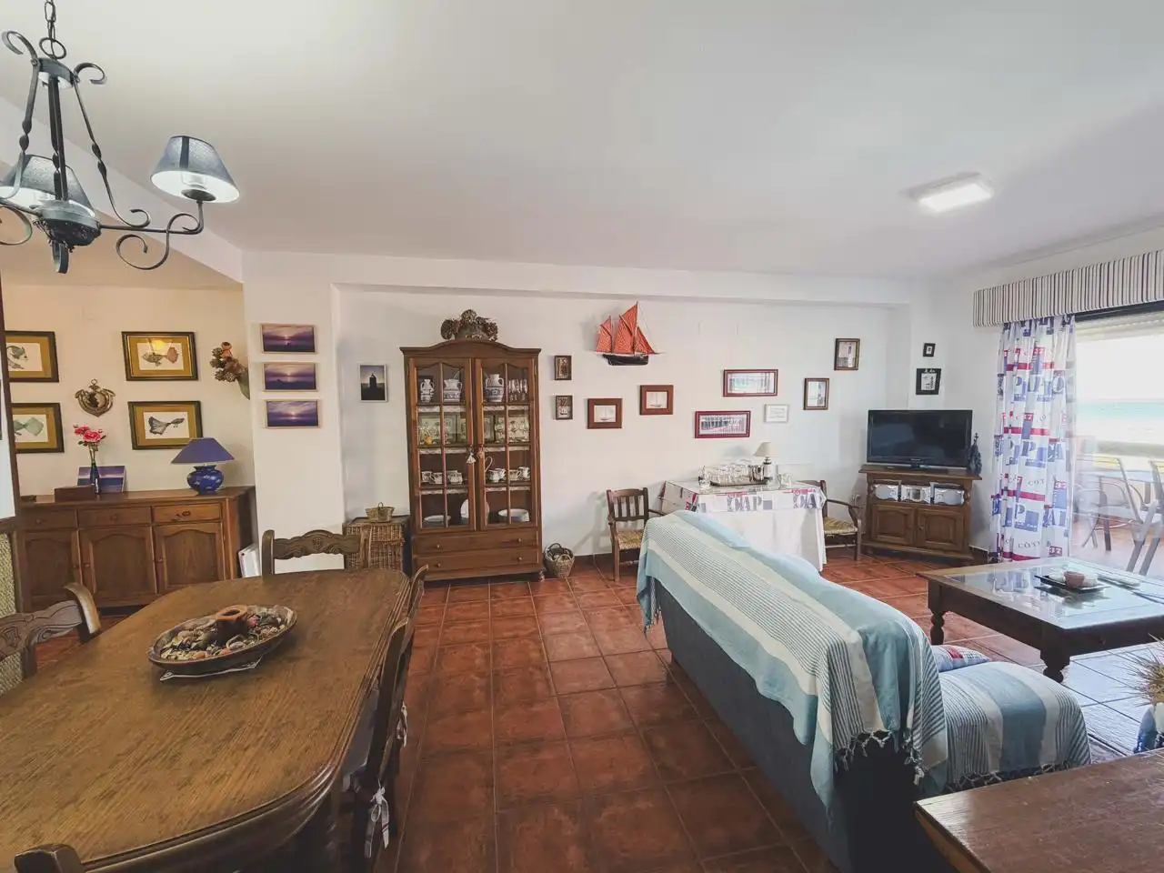 Living room of Flat for sale in Zahara de los Atunes  with Air Conditioner, Terrace and Furnished