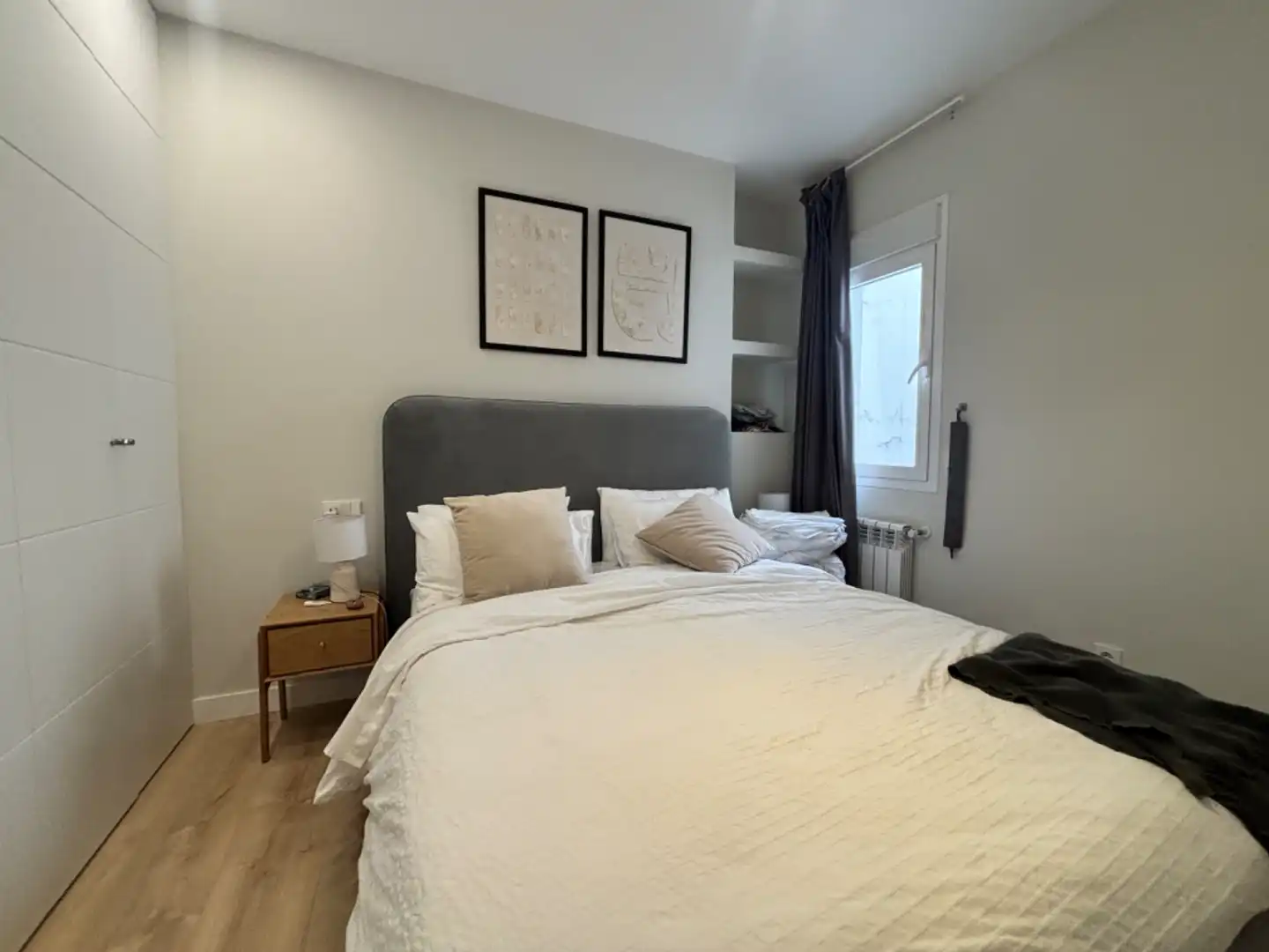 Schlafzimmer von Wohnung zur Miete in Madrid mit Klimaanlage, Heizung und Möbliert