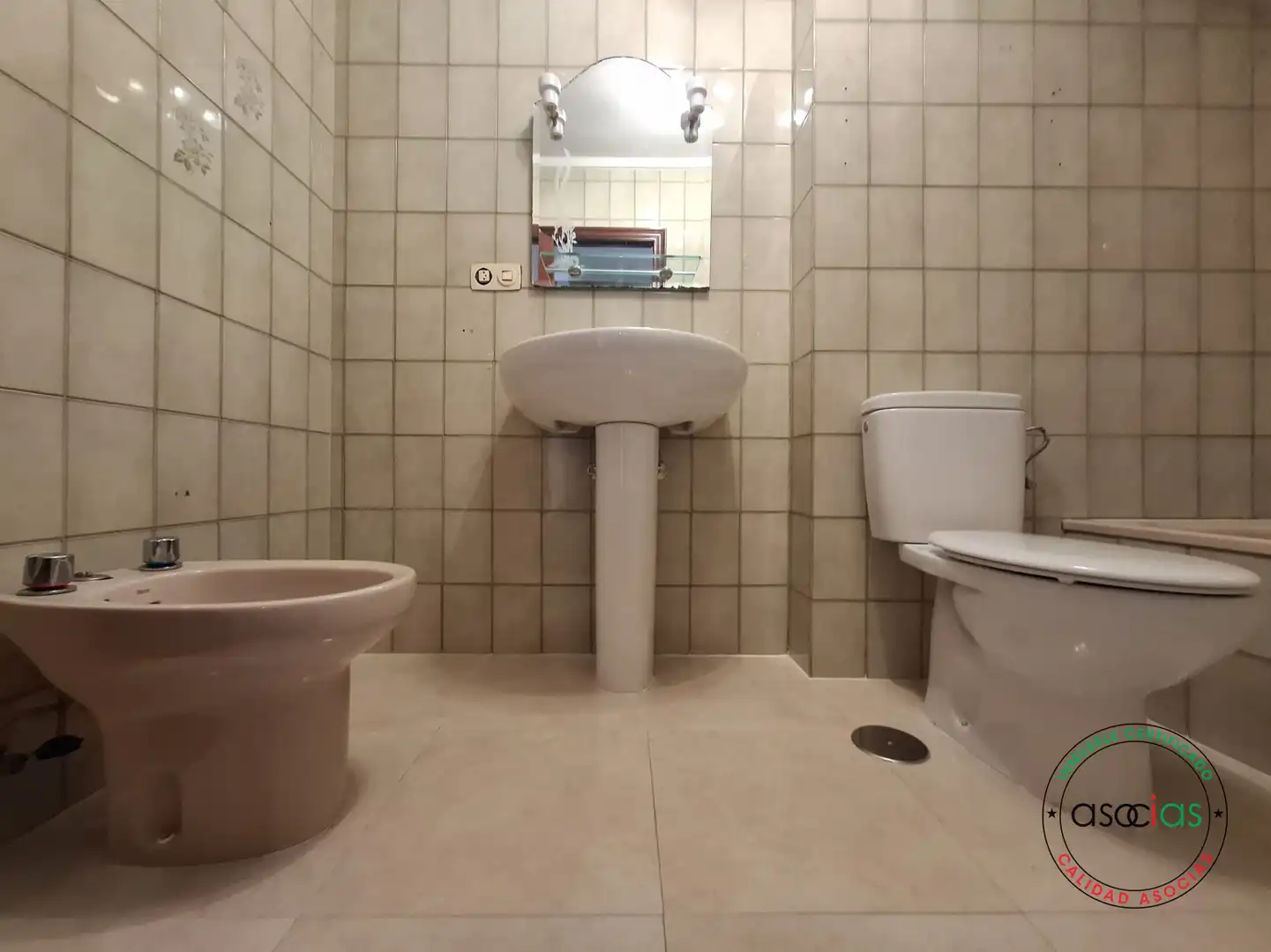 Baño de Piso en venta en Gijón  con Calefacción