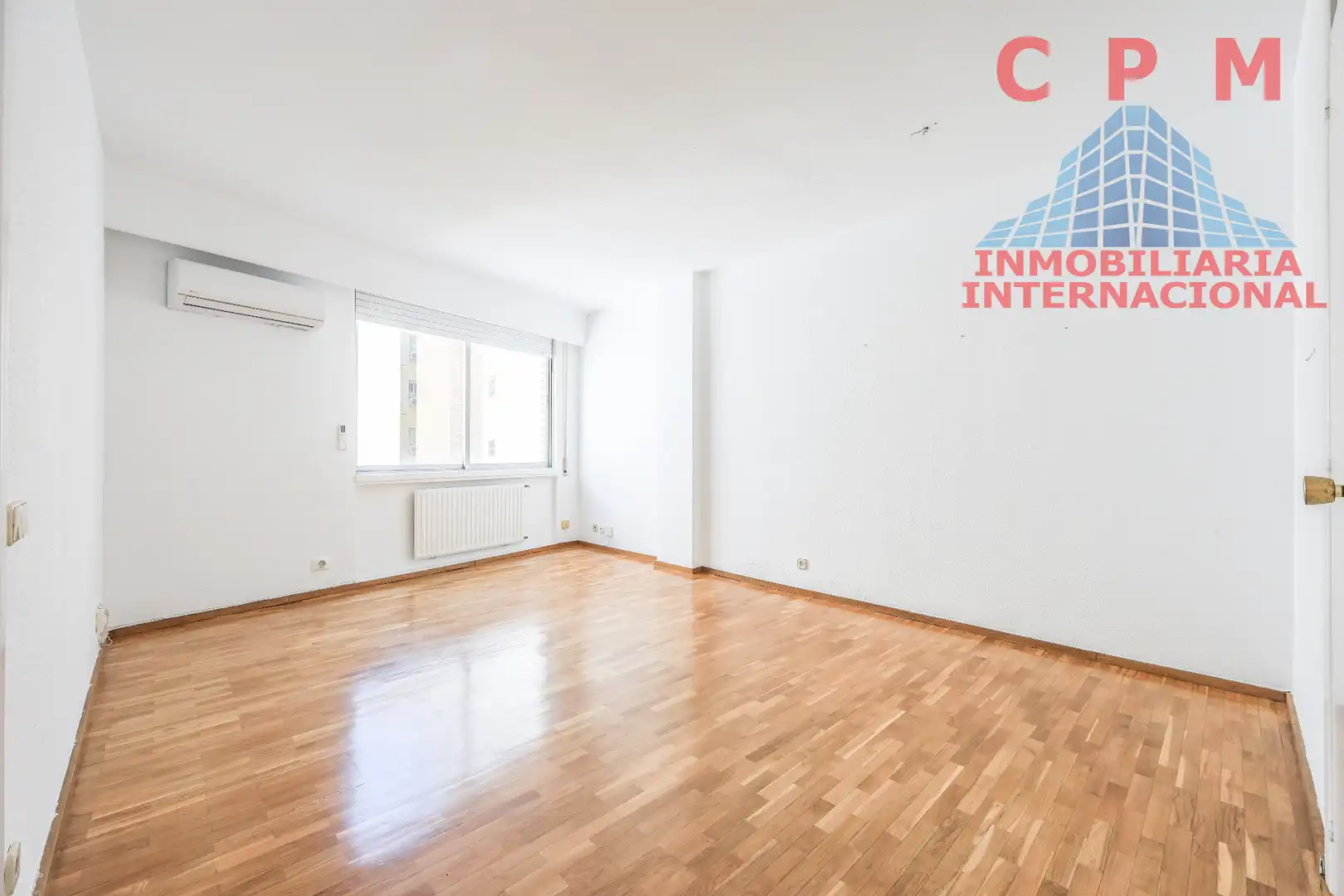 Wohnzimmer von Wohnung zur Miete in Madrid mit Klimaanlage, Heizung und Parkett