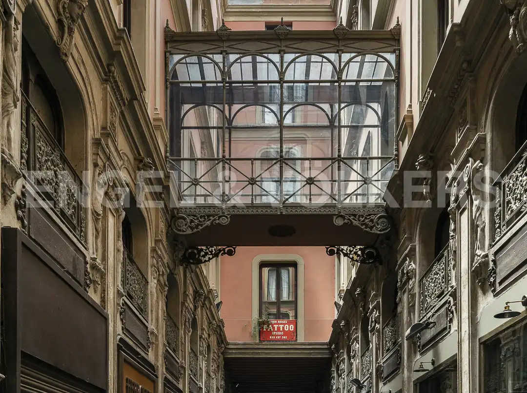 Vista exterior de Piso en venta en Barcelona con Aire acondicionado, Calefacción y Balcón