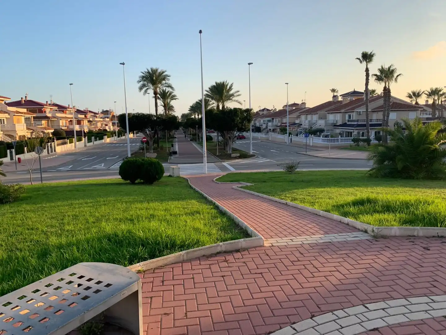 Vista exterior de Dúplex en venda en Orihuela amb Aire condicionat, Calefacció i Piscina