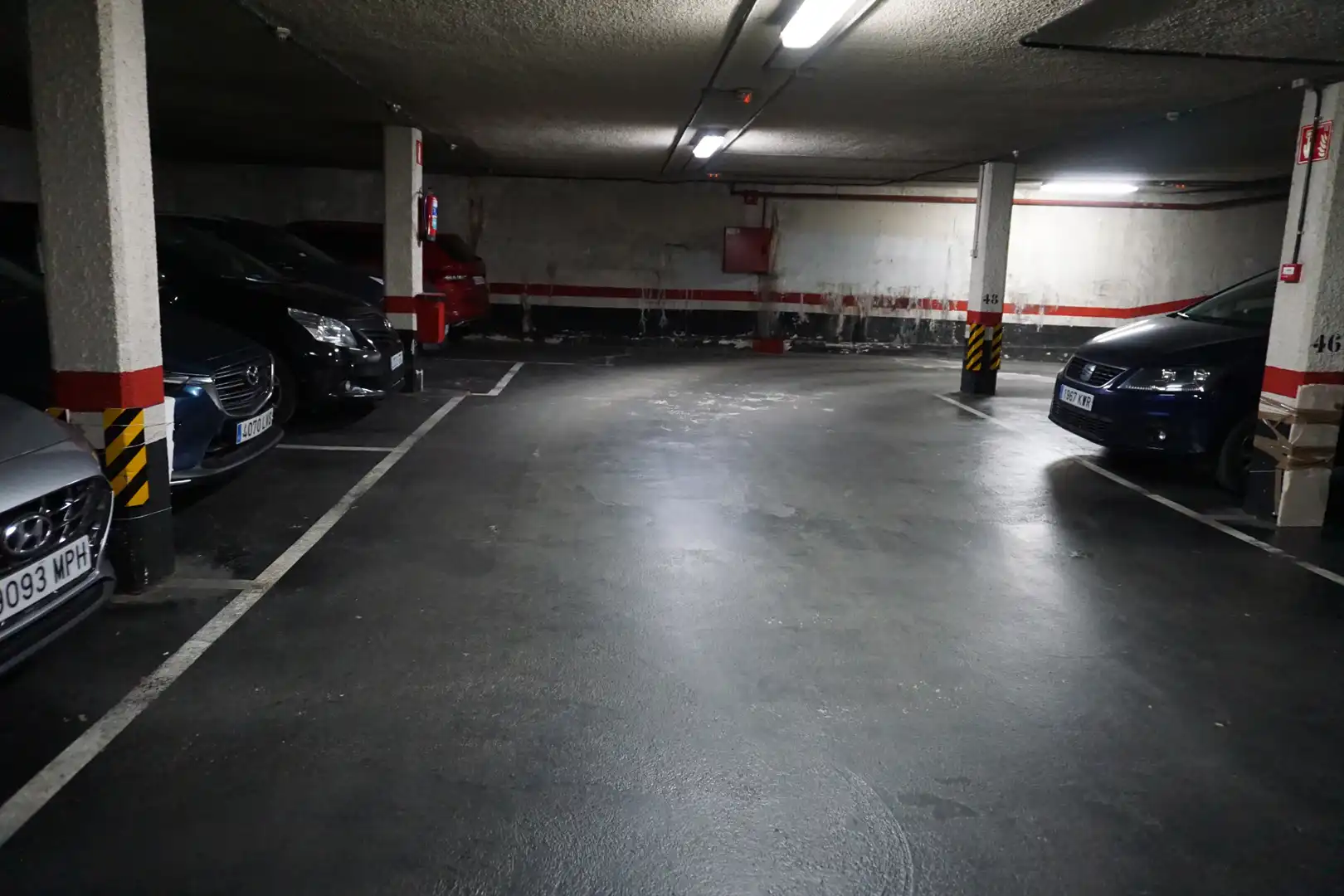 Aparcament de Pis en venda en Basauri  amb Calefacció, Traster i Moblat