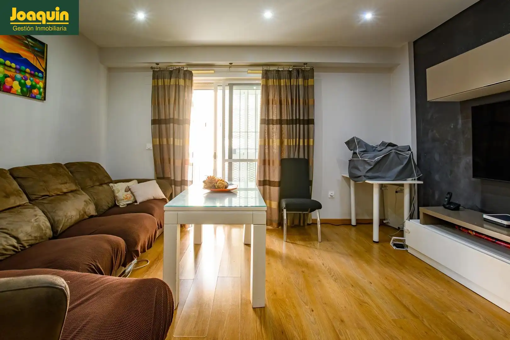 Sala d'estar de Pis en venda en  Córdoba Capital amb Aire condicionat, Calefacció i Terrassa
